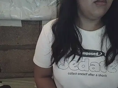 Snapshot of fluffy_raa chatting on 19, 4, 2026 fluffy raa online show from 19, 4, 2026