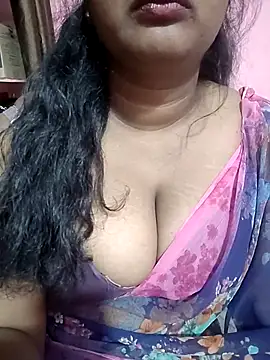 Snapshot of Keerthee_ chatting on 12, 11, 2025 Keerthee online show from 12, 11, 2025