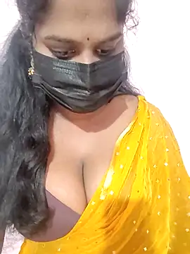 Snapshot of Keerthee_ chatting on 16, 11, 2025 Keerthee online show from 16, 11, 2025