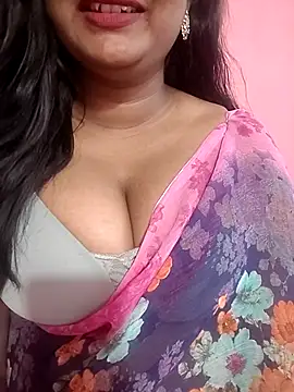 Snapshot of Keerthee_ chatting on 20, 11, 2025 Keerthee online show from 20, 11, 2025