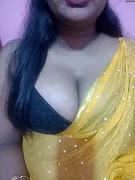 Snapshot of Keerthee_ chatting on 27, 11, 2025 Keerthee online show from 27, 11, 2025