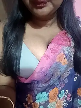 Snapshot of Keerthee_ chatting on 29, 11, 2025 Keerthee online show from 29, 11, 2025