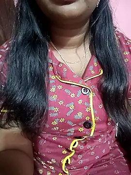 Snapshot of Keerthee_ chatting on 30, 11, 2025 Keerthee online show from 30, 11, 2025