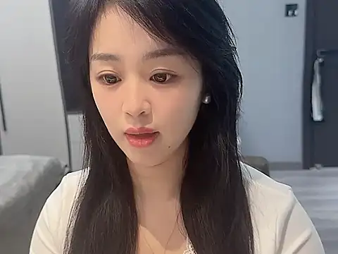 Lucky--Lucy online show from 17, 11, 2025