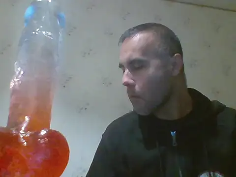 Snapshot of Kreol69 chatting on 17, 11, 2025 Kreol69 online show from 17, 11, 2025