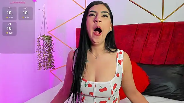 Snapshot of Paris_Evans_ chatting on 26, 11, 2025 Paris Evans online show from 26, 11, 2025