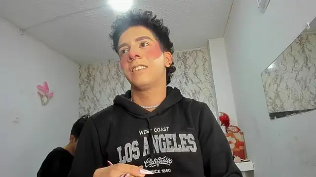 Snapshot of Lovers_Spicy chatting on 1, 12, 2025 Lovers Spicy online show from 1, 12, 2025