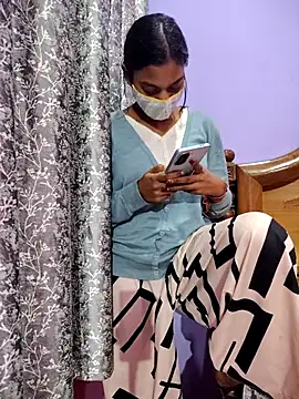 Snapshot of Student12th chatting on 16, 11, 2025 Student12th online show from 16, 11, 2025