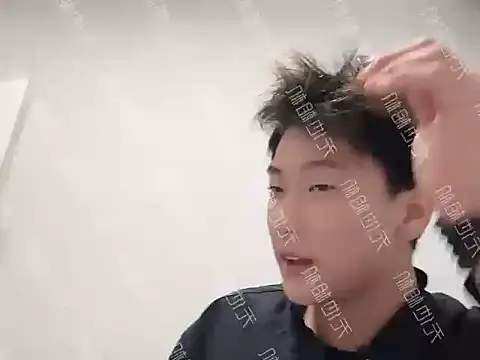 Snapshot of yangyang2006 chatting on 6, 11, 2025 yangyang2006 online show from 6, 11, 2025