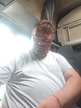 Snapshot of Grase44 chatting on 4, 2, 2026 Grase44 online show from 4, 2, 2026