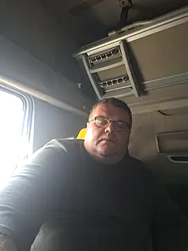 Snapshot of Grase44 chatting on 6, 3, 2026 Grase44 online show from 6, 3, 2026