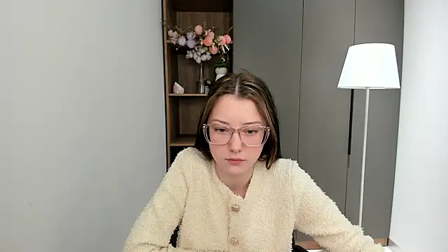 Snapshot of MarguriteNorwood chatting on 10, 11, 2025 MarguriteNorwood online show from 10, 11, 2025