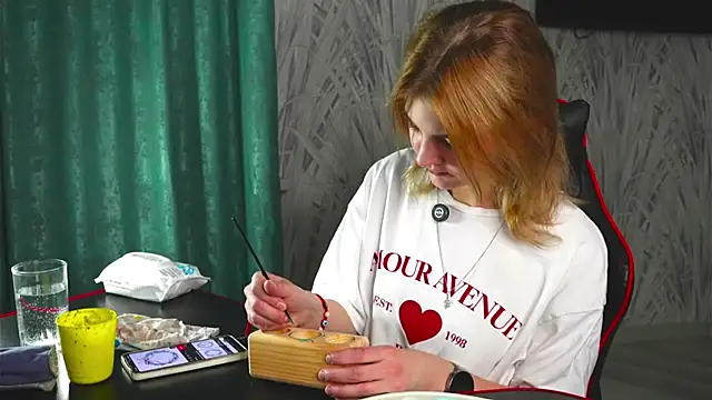 Snapshot of ManaBybel chatting on 7, 11, 2025 ManaBybel online show from 7, 11, 2025