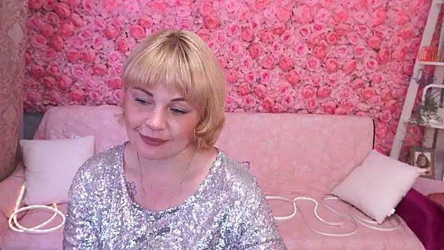 Snapshot of AmaraNights chatting on 10, 6, 2026 AmaraNights online show from 10, 6, 2026