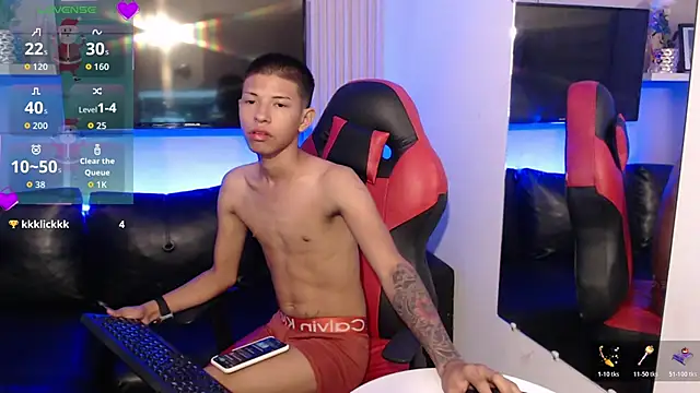 Snapshot of Tessachains_2_ chatting on 15, 12, 2025 Tessachains 2 online show from 15, 12, 2025