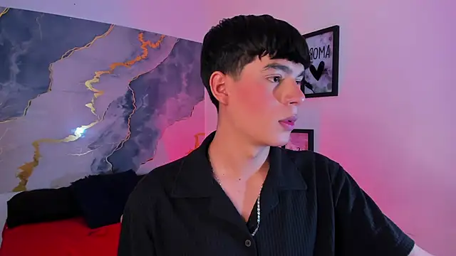 Isaac Kurtt online show from 3, 12, 2025