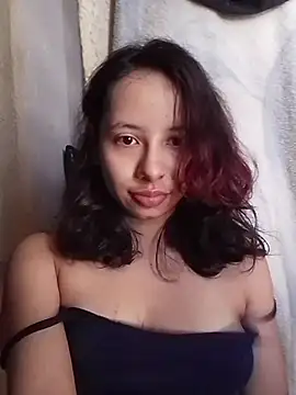 kiaralenon online show from 6, 11, 2025