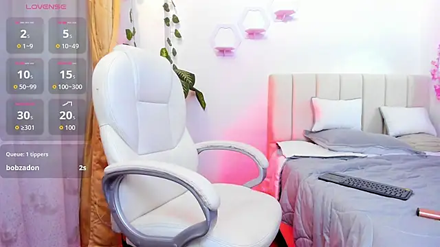 Snapshot of Isabella7__ chatting on 28, 11, 2025 Isabella7 online show from 28, 11, 2025