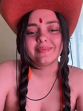 candicewest  online show from 2, 4, 2026