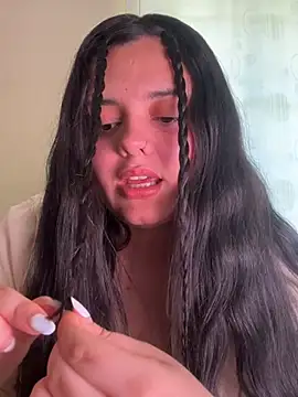 candicewest  online show from 22, 4, 2026