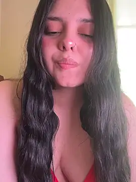 Snapshot of candicewest_ chatting on 2, 5, 2026 candicewest online show from 2, 5, 2026