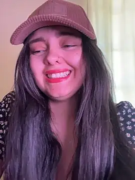 Snapshot of candicewest_ chatting on 24, 5, 2026 candicewest online show from 24, 5, 2026