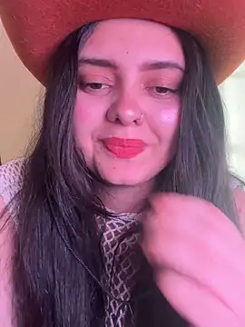 Snapshot of candicewest_ chatting on 25, 5, 2026 candicewest online show from 25, 5, 2026