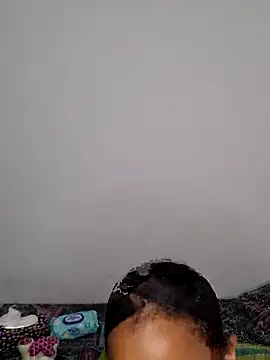 katherine-smill online show from 13, 12, 2025