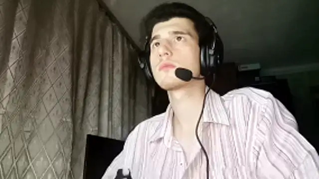 Snapshot of JamesLagerfeld chatting on 11, 11, 2025 JamesLagerfeld online show from 11, 11, 2025