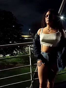 Snapshot of BRENDYTA chatting on 12, 11, 2025 BRENDYTA online show from 12, 11, 2025