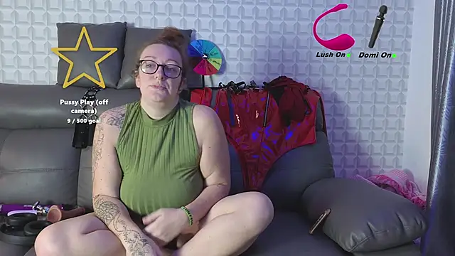 JadeStarUK online show from 5, 3, 2026