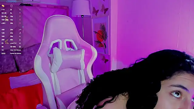 Snapshot of DemiJones_ chatting on 21, 11, 2025 DemiJones online show from 21, 11, 2025