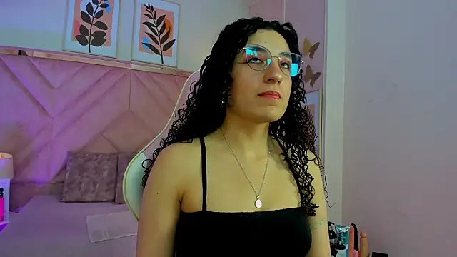 DemiJones  online show from 6, 2, 2026