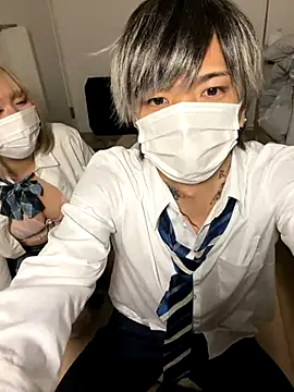 Snapshot of MISIRINN chatting on 4, 12, 2025 MISIRINN online show from 4, 12, 2025