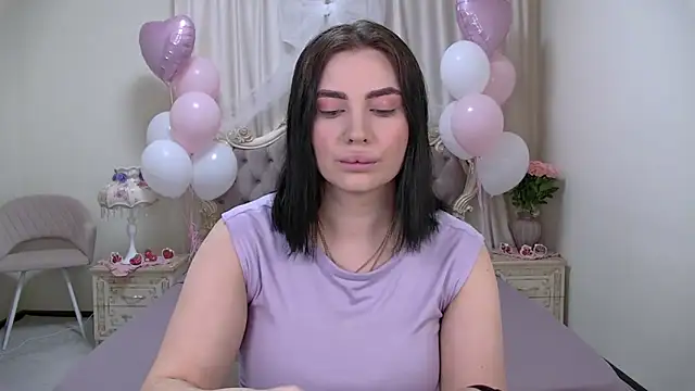 AdrianaTorres online show from 13, 2, 2026