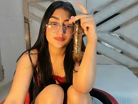 Snapshot of HannaLis chatting on 6, 11, 2025 HannaLis online show from 6, 11, 2025