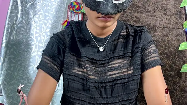 Snapshot of leenaboy@xh chatting on 31, 3, 2026 leenaboyxh online show from 31, 3, 2026