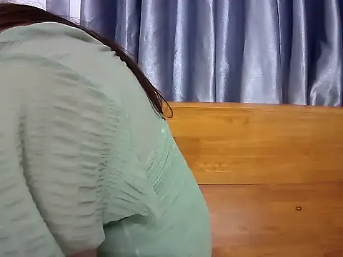 Snapshot of Hatmuaxa chatting on 9, 11, 2025 Hatmuaxa online show from 9, 11, 2025