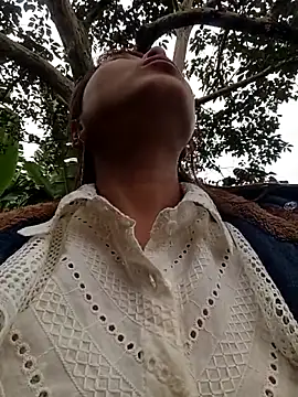 Snapshot of Missa-kute20 chatting on 7, 11, 2025 Missa-kute20 online show from 7, 11, 2025