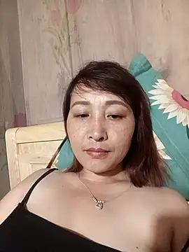 Missa-kute20 online show from 7, 4, 2026