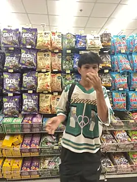 Snapshot of Bay_freedo chatting on 16, 11, 2025 Bay freedo online show from 16, 11, 2025