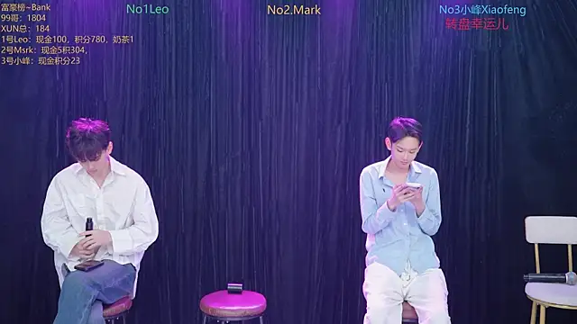 Snapshot of AAA-winner chatting on 25, 11, 2025 AAA-winner online show from 25, 11, 2025