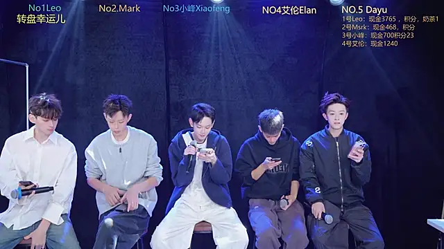 Snapshot of AAA-winner chatting on 30, 11, 2025 AAA-winner online show from 30, 11, 2025