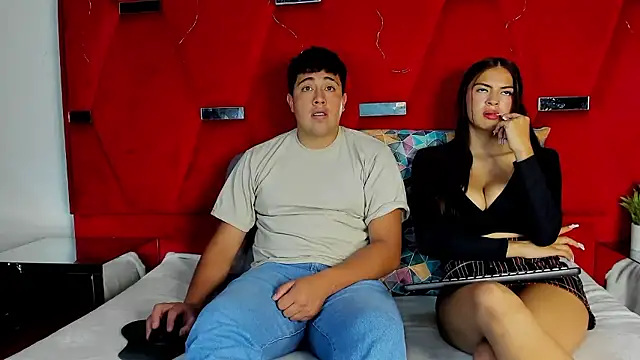 Snapshot of Emmaanddarling chatting on 14, 1, 2026 Emmaanddarling online show from 14, 1, 2026