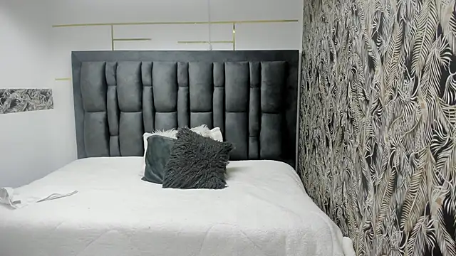 Nina  Sky online show from 12, 11, 2025