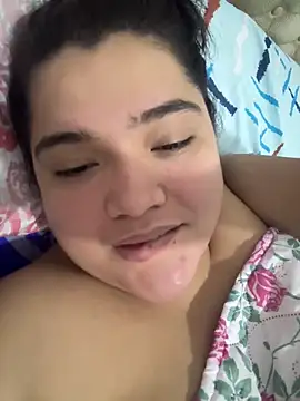 Snapshot of sweetmuslim01 chatting on 24, 2, 2025 sweetmuslim01 online show from 24, 2, 2025