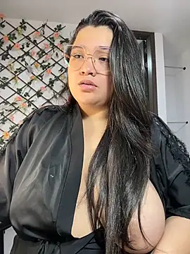 Snapshot of sweetmuslim01 chatting on 21, 3, 2025 sweetmuslim01 online show from 21, 3, 2025