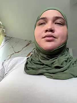 Snapshot of sweetmuslim01 chatting on 30, 5, 2026 sweetmuslim01 online show from 30, 5, 2026