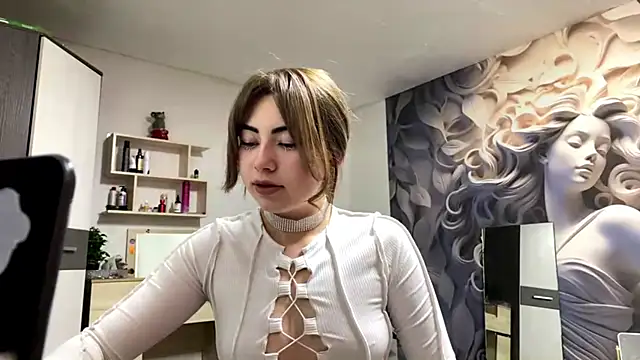 Snapshot of Evelinnight chatting on 6, 11, 2025 Evelinnight online show from 6, 11, 2025