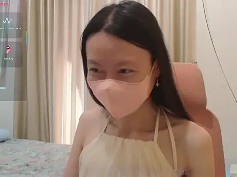 Lil-Cherries online show from 25, 11, 2025